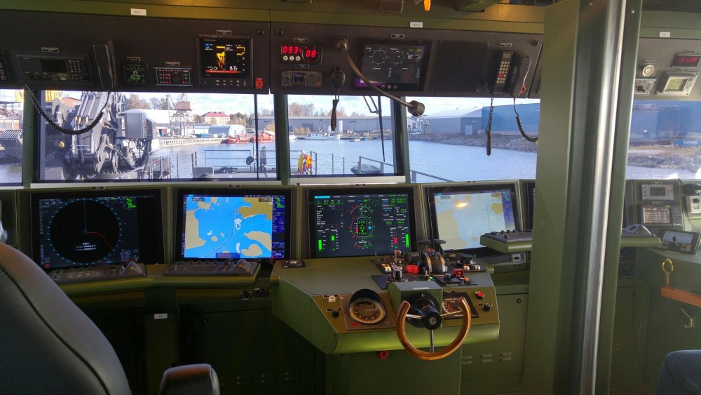 Täydellisesti uudistetut navigointijärjestelmät Merivoimien Pansio-luokan aluksiin